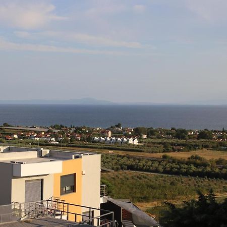 Heaven Horizon Villa Karianí エクステリア 写真