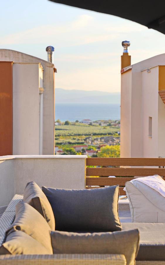 Heaven Horizon Villa Karianí エクステリア 写真