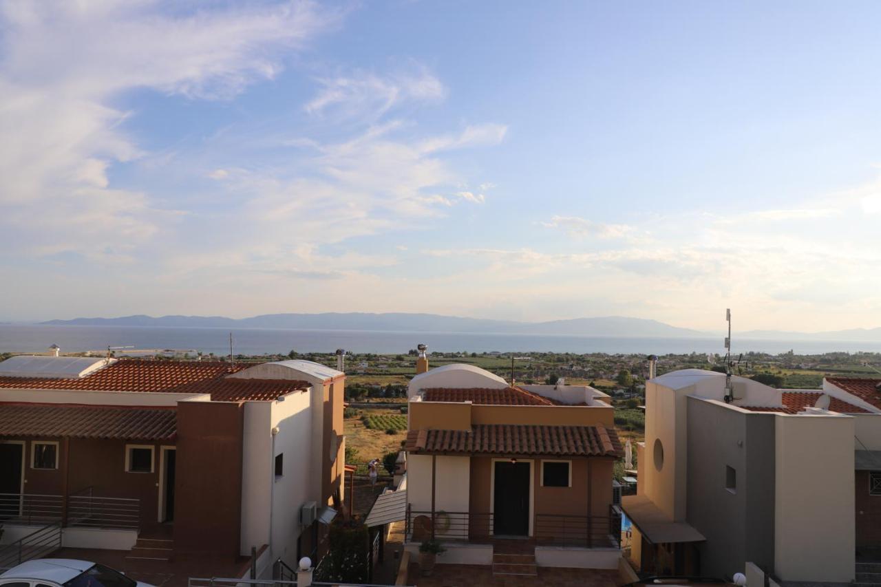 Heaven Horizon Villa Karianí エクステリア 写真